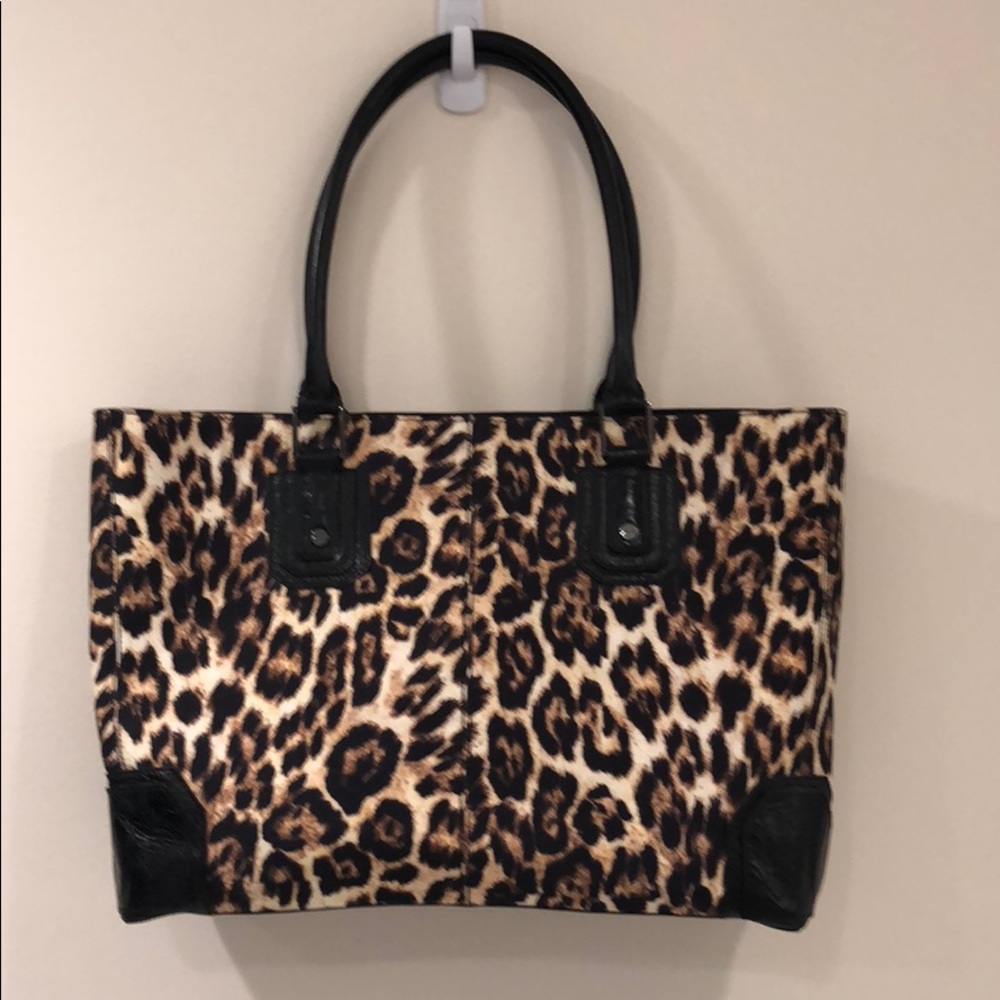 Alice + Olivia Leopard Tote - detachable WRISTLET!